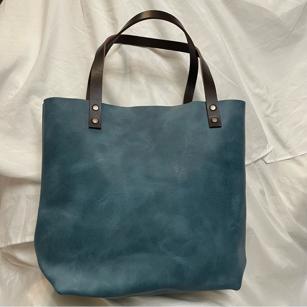 NWT Portland Leather Aqua Blue & Brown Medium Tote, Key Loop, Pockets, Open Top - Picture 10 of 16